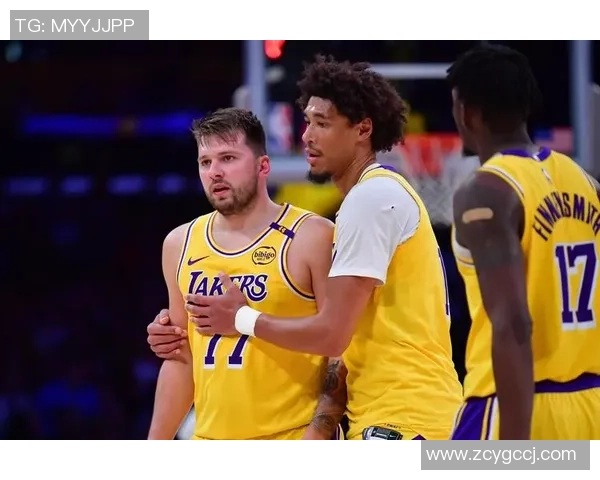 湖人对决火箭的精彩时刻回顾与赛前分析展望 湖人对决火箭的精彩时刻回顾与赛前分析展望